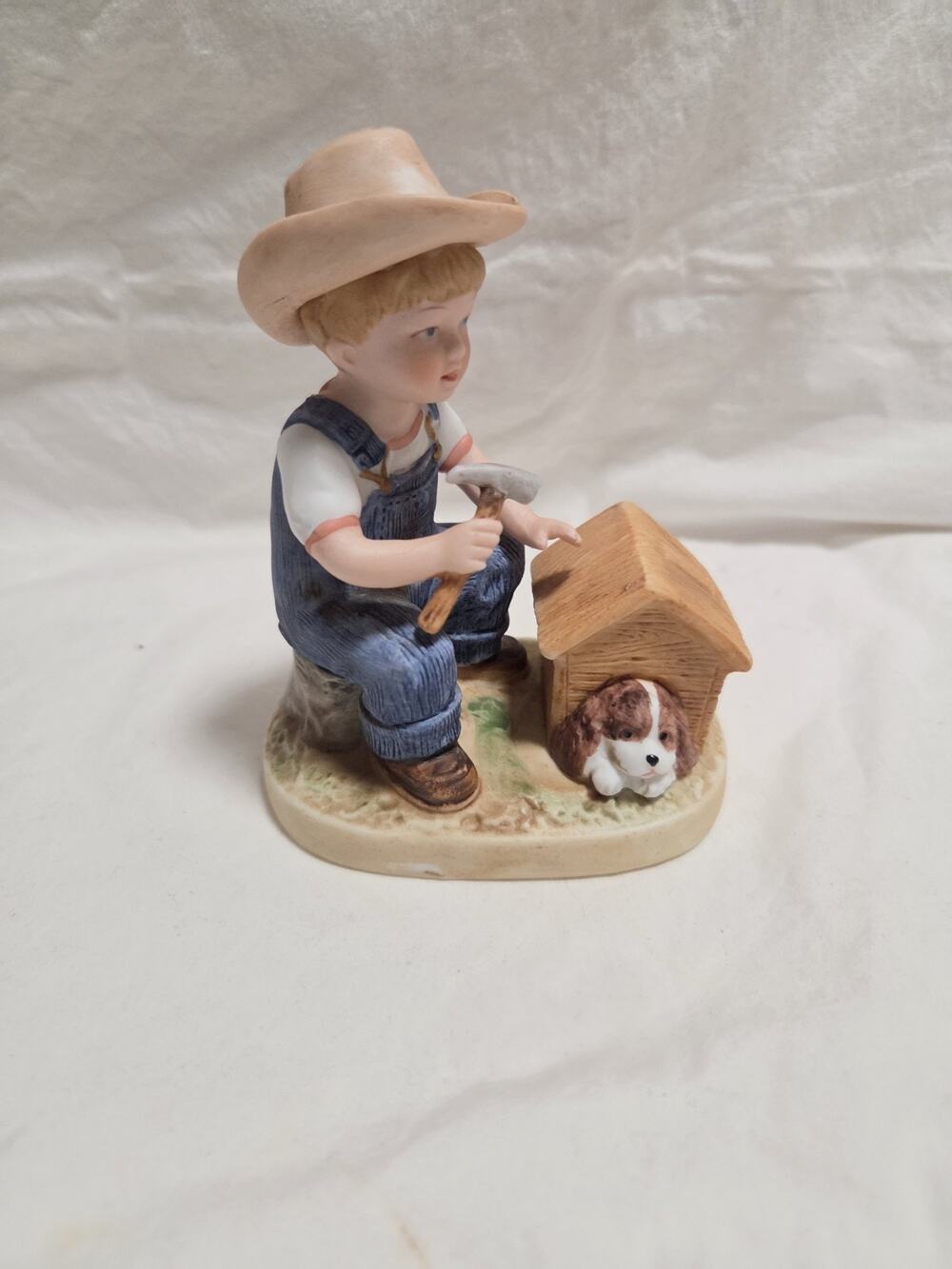 Homco DENIM DAYS Figurine - Beautiful Piece